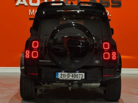 2021 Land Rover Defender Hard TOP D Mhev Auto #70 €59,950 thumbnail
