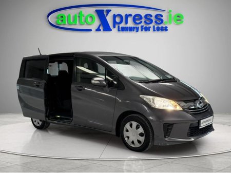 2016 Honda Freed 7 SEATER 1.5 Petrol Auto, Reversing camera €13,495 thumbnail