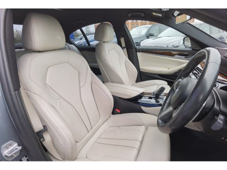 2019 BMW 5 Series - thumbnail 10