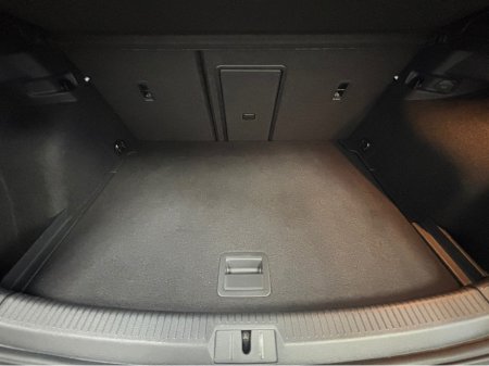 2019 Volkswagen Golf *VOLKSWAGEN GOLF TSI* *LOW MILEAGE* *HEATED LEATHER ELECTRIC SEATS* *WIDE PRONAV SCREEN* *REVERSE CAMERA* *PARKING SENSORS* *DSG AUTOMATIC* *FINANCE AVAILABLE* *TRADE INS WELCOME* €21,950 thumbnail