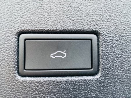 2023 Volkswagen T-Roc - thumbnail 27