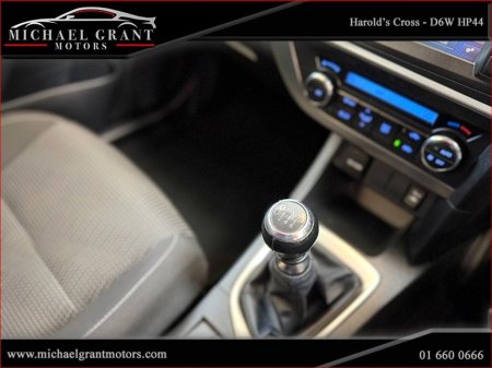 2014 Toyota Auris - thumbnail 25