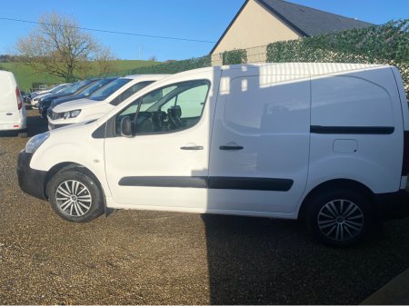 2018 Peugeot Partner PROFESSIONAL L1 BLUE HDI €10,950