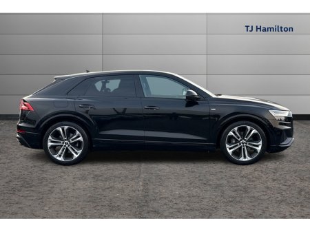 2023 Audi Q8 S LINE BLK 50 TDI MHEV QUATTRO EDITION BLACK €91,800 thumbnail
