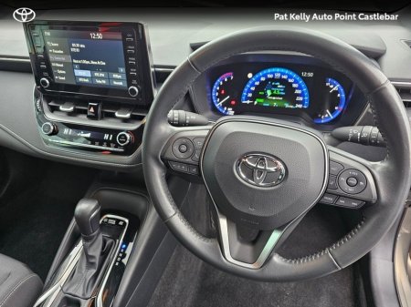 2023 Toyota Corolla COROLLA HYBRID LUNA H/B €27,900 thumbnail