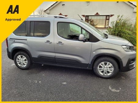 2022 Peugeot Rifter - thumbnail 4