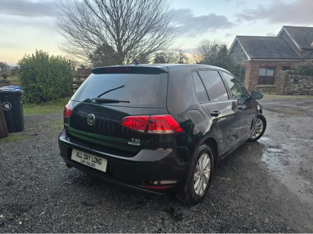 2016 Volkswagen Golf TSI COMFORTLINE €13,800 thumbnail