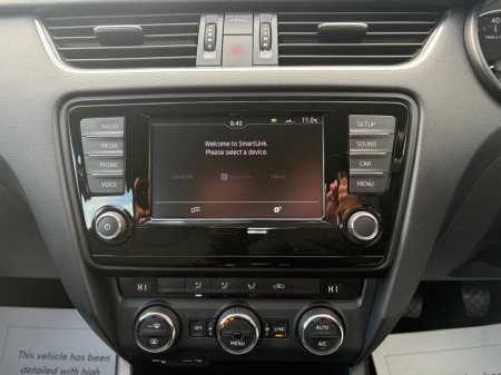 2016 Skoda Octavia - thumbnail 9