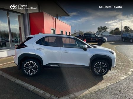 2025 Toyota Yaris Cross YARIS CROSS SOL €36,495 thumbnail