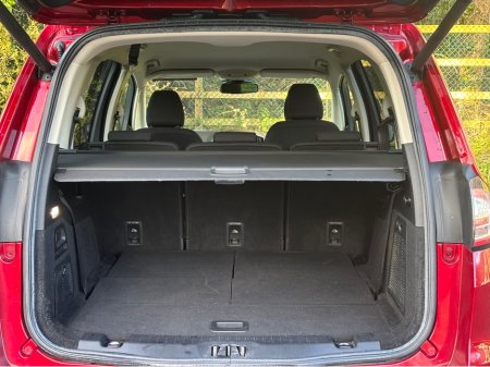 2018 Ford Galaxy 1.5 160PS 6SPEED FWD 4DR €17,995 thumbnail