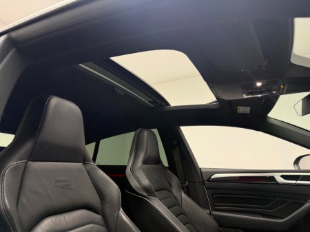 2024 Volkswagen Arteon R-LINE 1.4 TSI PHEV *PAN ROOF* €41,990 thumbnail