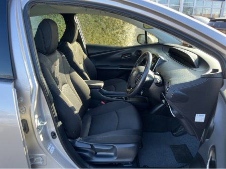 2019 Toyota Prius - thumbnail 9