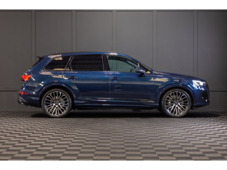 2025 Audi Q7 Q7 55 TFSI e 394PS quattro S line tip €91,950 thumbnail