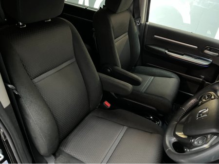 2018 Honda Stepwagon €24950 2018 HONDA STEPWAGON SPADA G HYBRID SENSING 7 SEATS 2.0 AUTOMATIC / CRUISE CONTROL / REVERSE CAMERA / ELECTRIC DOORS €24,950 thumbnail