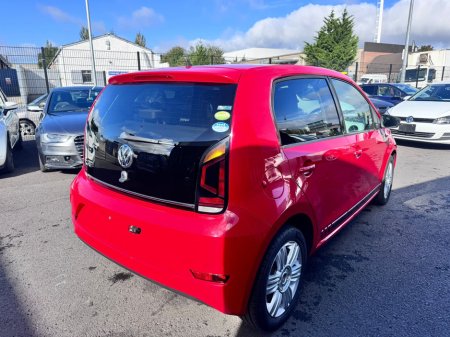 2017 Volkswagen up!  €9,999 thumbnail