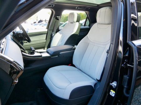 2026 Land Rover Range Rover Sport - thumbnail 14