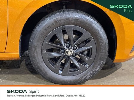 2023 Skoda Fabia Ambition 1.0MPI 65bhp *Sports Pack* €19,450 thumbnail