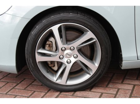 2017 Volvo V40 - thumbnail 24