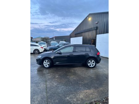 2015 Volkswagen Golf  €14,995