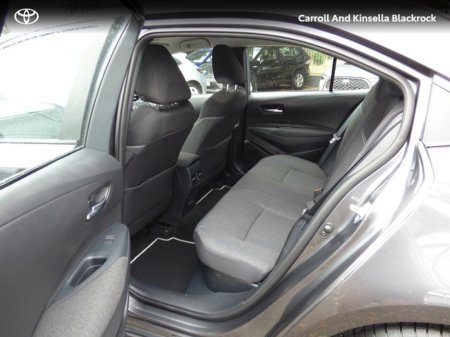 2024 Toyota Corolla Hybrid Luna Saloon €28,950 thumbnail