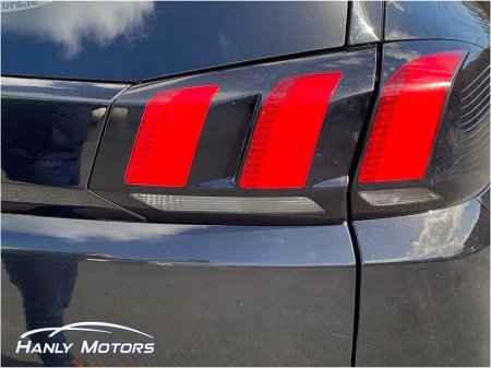 2023 Peugeot 5008 - thumbnail 24