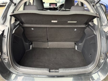 2023 Toyota Yaris - thumbnail 22