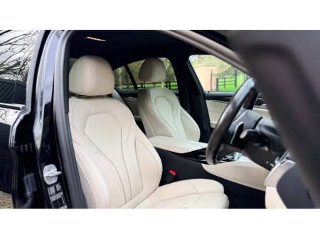 2021 BMW 5 Series - thumbnail 7