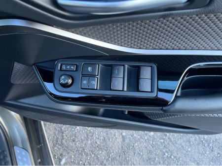 2021 Toyota C-HR - thumbnail 12