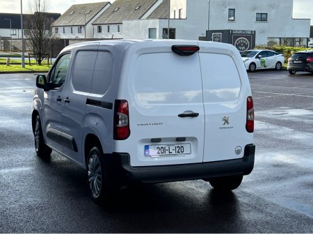 2020 Peugeot Partner PROF PLUS 1.5 BLUE HDI 100 3DR €8,900 thumbnail