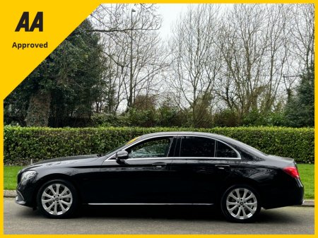 2019 Mercedes-Benz E Class - thumbnail 6