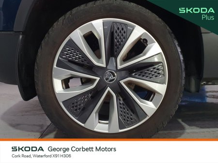2024 Skoda Karoq Style 1.0TSi 110bhp (From €112 per week) €34,995 thumbnail
