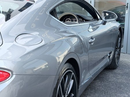 2019 Bentley Continental - thumbnail 15