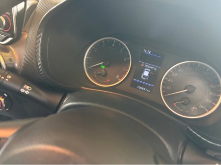 2021 Nissan Juke - view 4