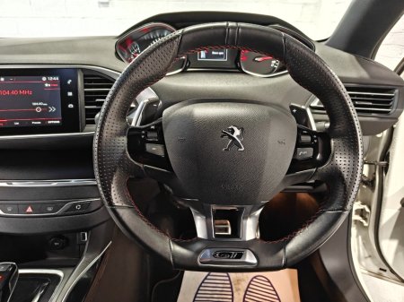 2019 Peugeot 308 - thumbnail 22