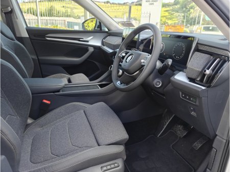 2025 Skoda Kodiaq SELECTION 2.0TDI 150HP DSG- AS NEW WITH FACTORY WARRANTY-NEW MODEL €52,950 thumbnail