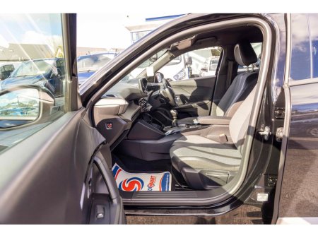 2024 Peugeot 2008 - thumbnail 18