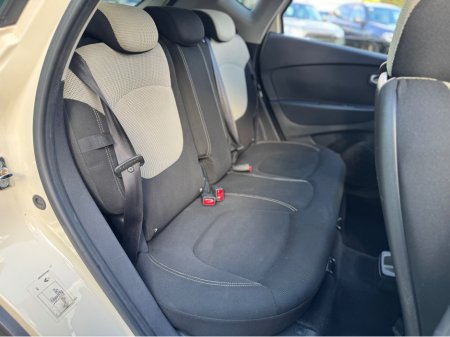 2019 Renault Captur - thumbnail 18