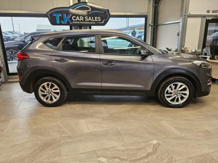 2017 Hyundai Tucson - thumbnail 3