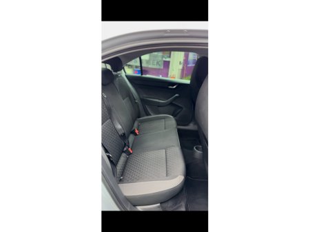 2016 Skoda Rapid 1.2TSI 110HP AMBITION €9,950 thumbnail