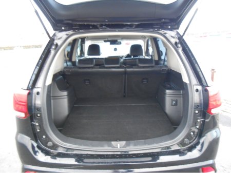 2017 Mitsubishi Outlander PHEV Intense €18,995 thumbnail