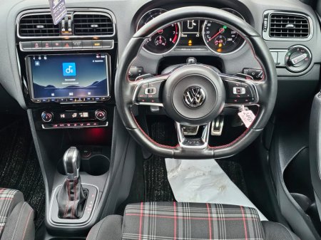 2017 Volkswagen Polo - thumbnail 25