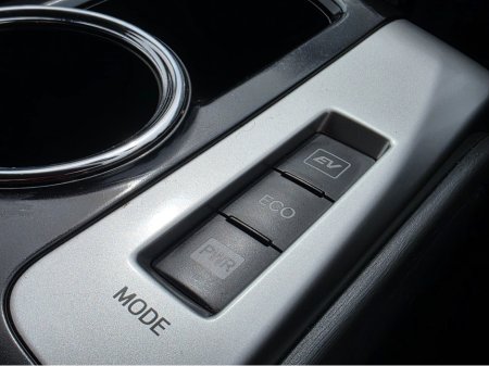 2013 Toyota Prius Alpha - thumbnail 15