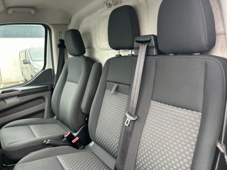 2020 Ford Transit Custom 300 LWB TREND 2 2.0 130 3 thumbnail