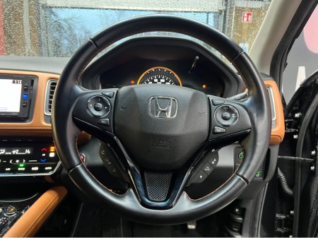 2017 Honda Vezel €17950! 2017 HONDA VEZEL HYBRID Z SENSING 1.5 AUTOMATIC / CRUISE CONTROL / REVERSE CAMERA / HEATED SEATS €17,950 thumbnail