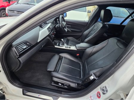 2014 BMW 3 Series - thumbnail 17