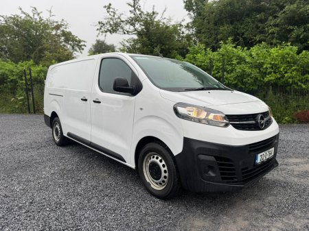 2021 Opel Vivaro 