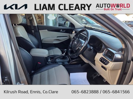 2019 Kia Sorento - thumbnail 10