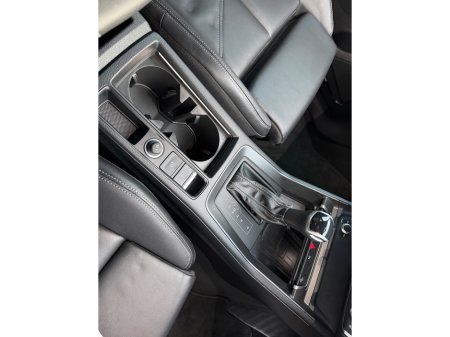 2024 Audi Q3 GREAT SPEC//S LINE 45 TFSI E//LOW MILEAGE//FULL LEATHER//REVERSE CAMERA//FINANCE PACKAGES €44,900 thumbnail