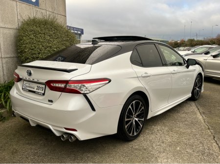 2019 Toyota Camry WS AUTOMATIC HYBRID 2.5 PETROL //TOP SPEC//FULL LEATHER//HEATED ELECTRIC SEATS//PANORAMIC GLASS ROOF//JBL SOUND SYSTEM// €27,950