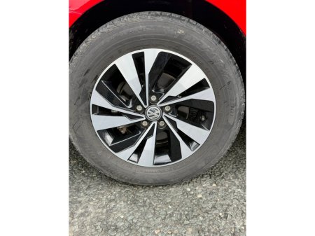 2015 Volkswagen Polo  €11,000 thumbnail